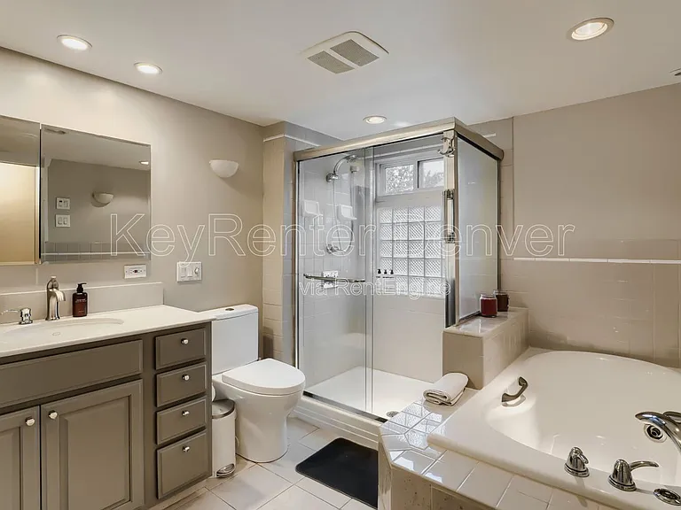 480 S Franklin St — Photo 8
