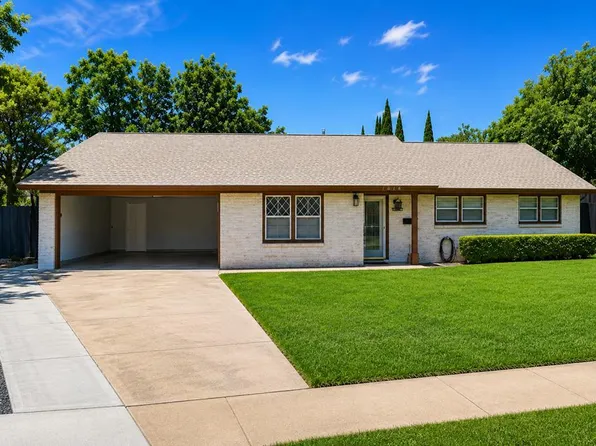 1616 W Dengar Ave, Midland, TX 79705