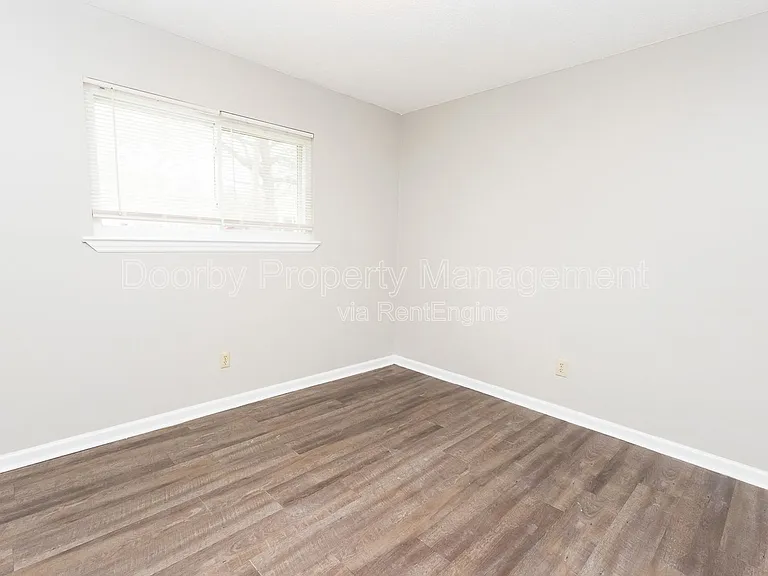 124 Fawn Dr — Photo 7