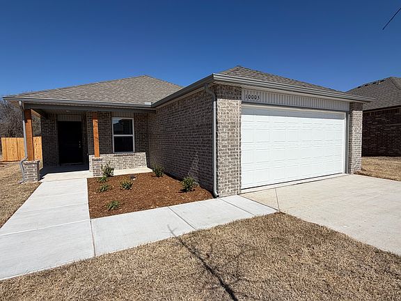2nd image of 10005 SW 38th St