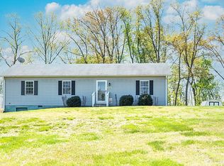 224 Orange Rd, Pratts, VA 22731
