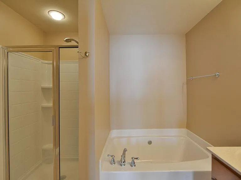 1023 Nightfall Ct #1023 — Photo 10