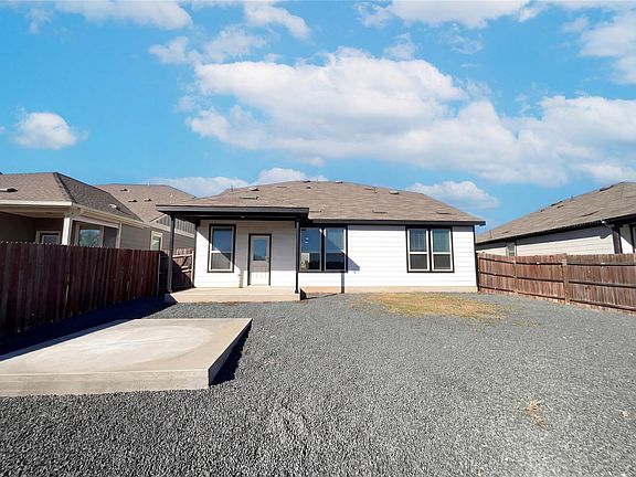 5th image of 709 Hummingbird Ln