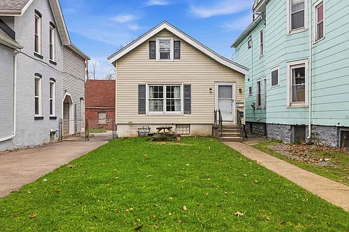 647 Prospect Ave #1 Photo 1
