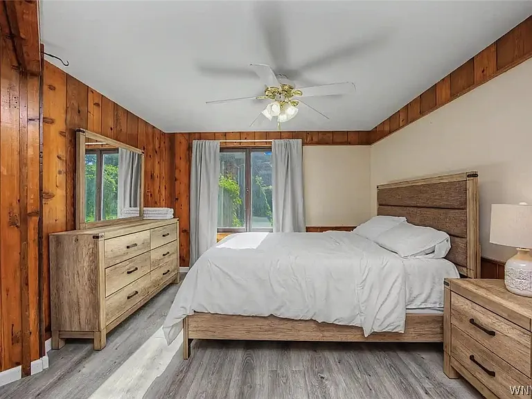 9326 Rivershore Dr — Photo 16