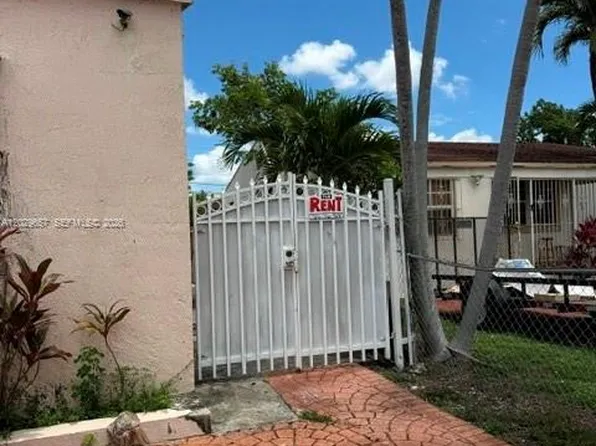 90 Flagami Blvd #2, Miami, FL 33144