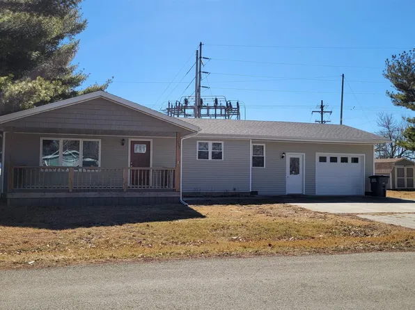 305 W Lee St, Colchester, IL 62326