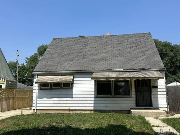 5630 W Carmen AVENUE, Milwaukee, WI 53218