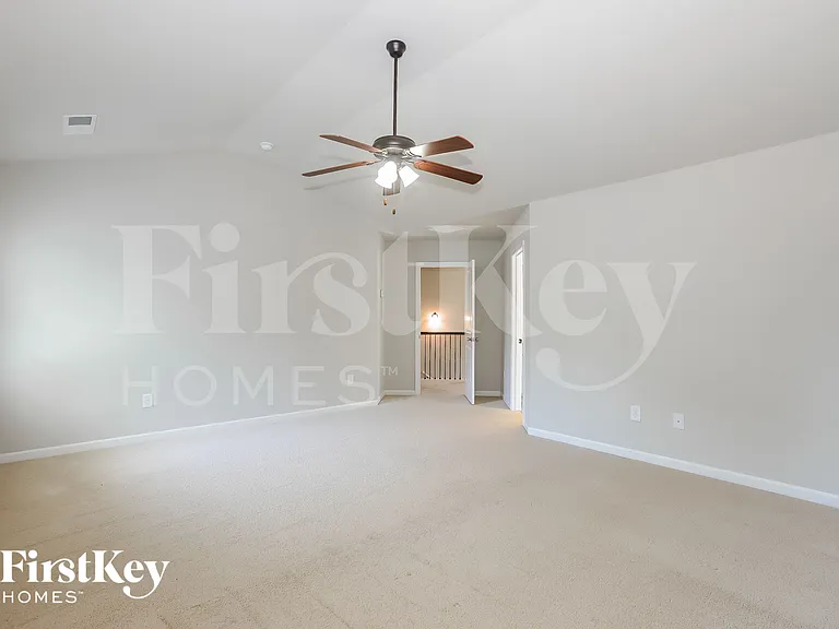 727 Hot Springs Trl — Photo 6
