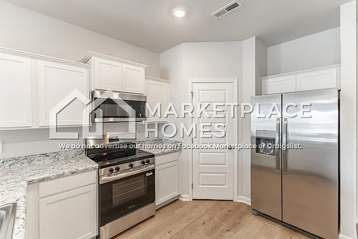 157 Olde Hearth Rd — Photo 7