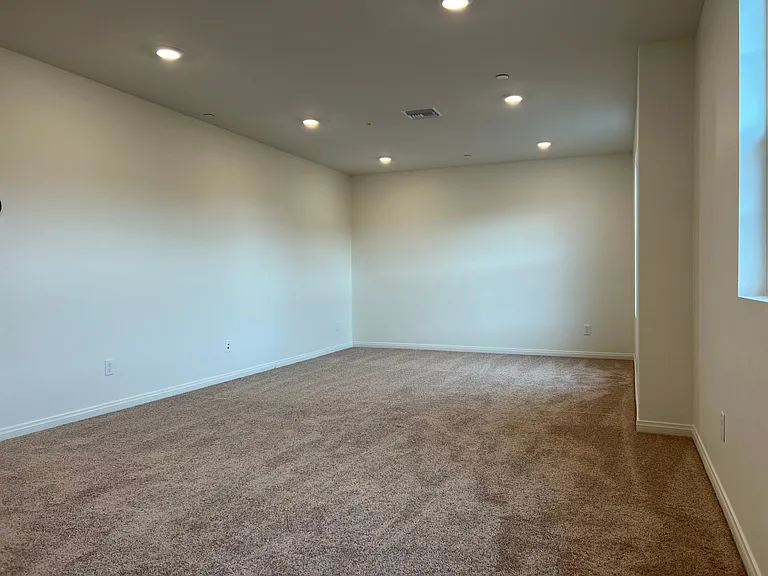 4334 S Encinitas Ave — Photo 18