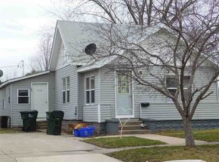 381-383 W 3rd St, Richland Center, WI 53581