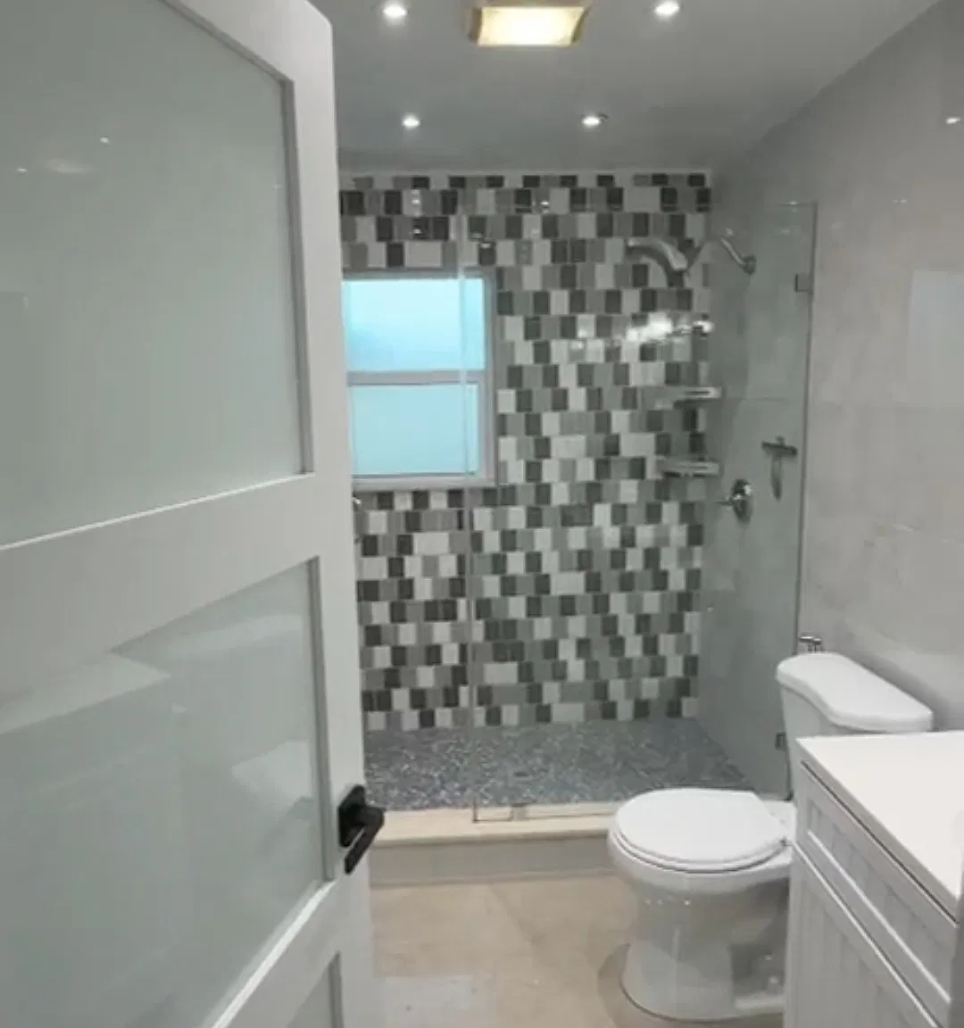 3 bed, 1130 sqft, $3,150 — Photo 1