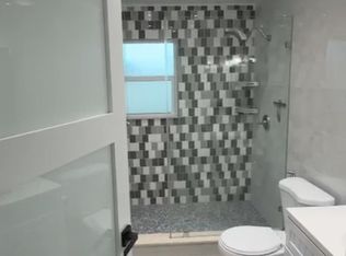584 Caroline Ave, West Palm Beach, FL 33413