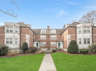13 Campus Pl APT 2B, Scarsdale, NY 10583