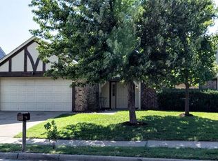 4112 Hathaway Dr, Grand Prairie, TX 75052