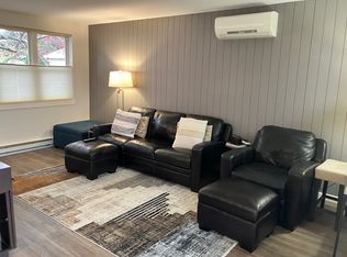 937 S West Ct, Appleton, WI 54915