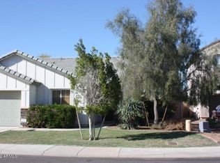 1212 E Grenadine Rd, Phoenix, AZ 85040