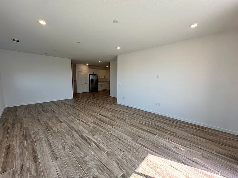 27133 Marimba Ct — Photo 9
