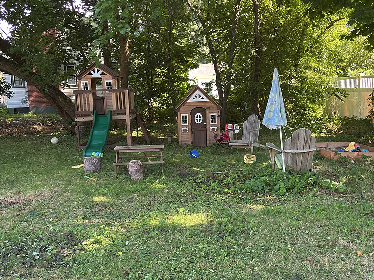270 South St — Photo 11