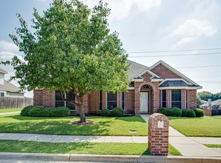 2041 Camelot Dr, Lewisville, TX 75067