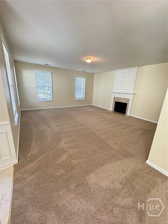 3 bed, 2.5 bath, 1944 sqft, $2,000 — Photo 4