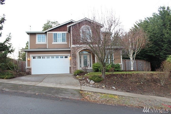 1st image of 3540 Shorecliff Dr NE