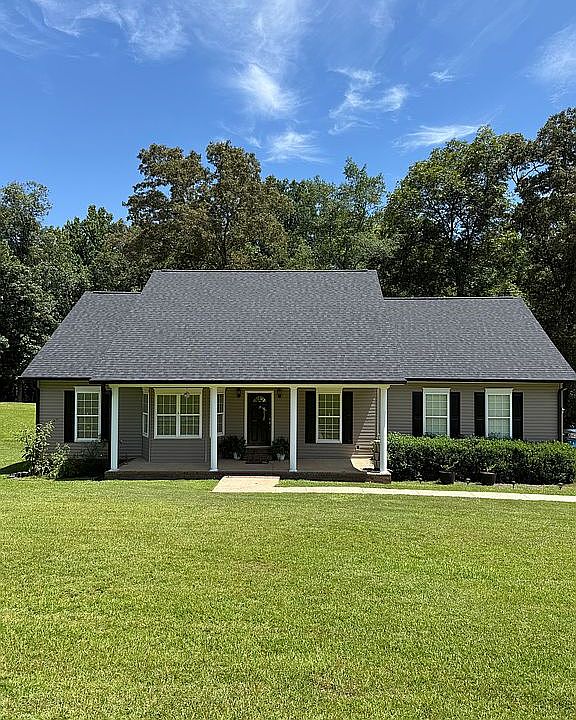 1st image of 425 Ridgefield Dr