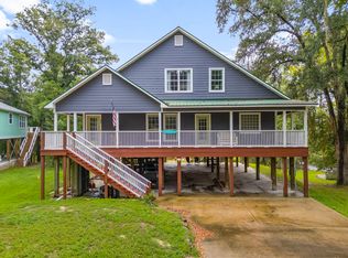 193 Portland Park Rd, Freeport, FL 32439