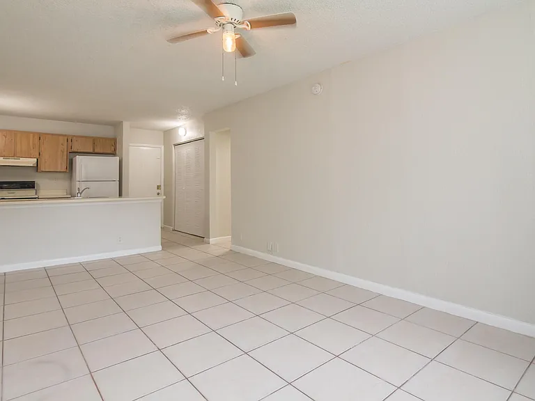 2771 Riverside Dr #109-A — Photo 5