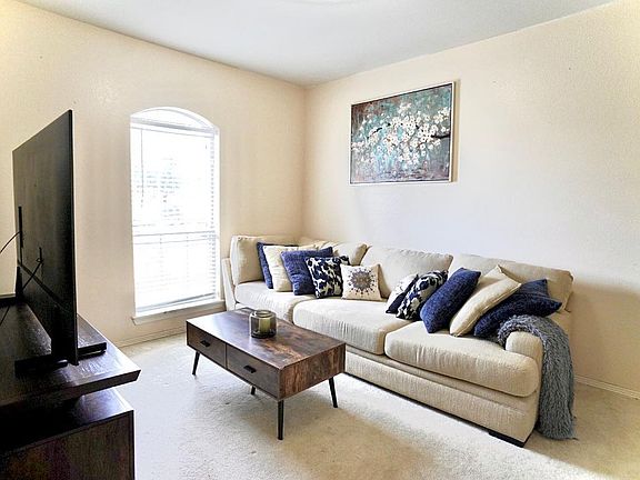 5th image of 1112 Fawn Meadow Trl