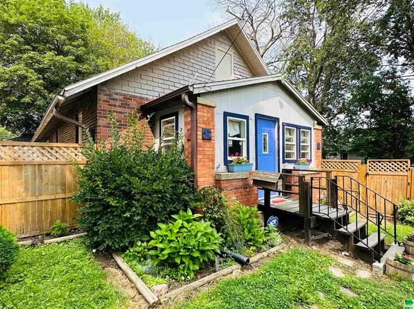 815 S Cornelia St, Sioux City, IA 51106