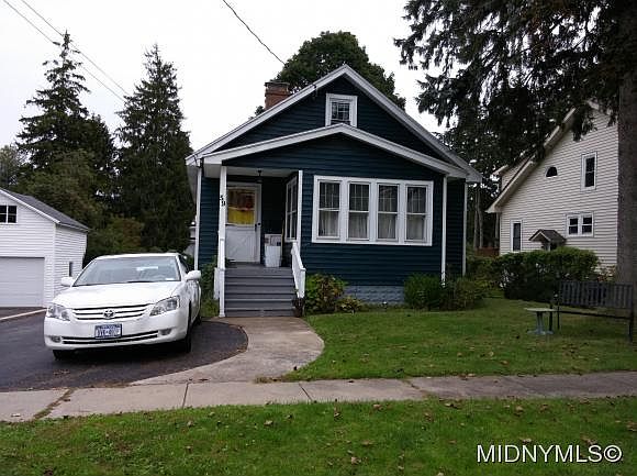 2nd image of 59 Pearl St