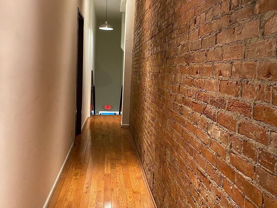 1st image of 1309-11 Main St #201