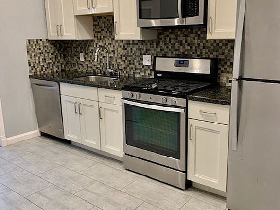 2nd image of 1405-1417 Broderick St #1413