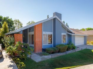 925 Dahlia Ave, Costa Mesa, CA 92626