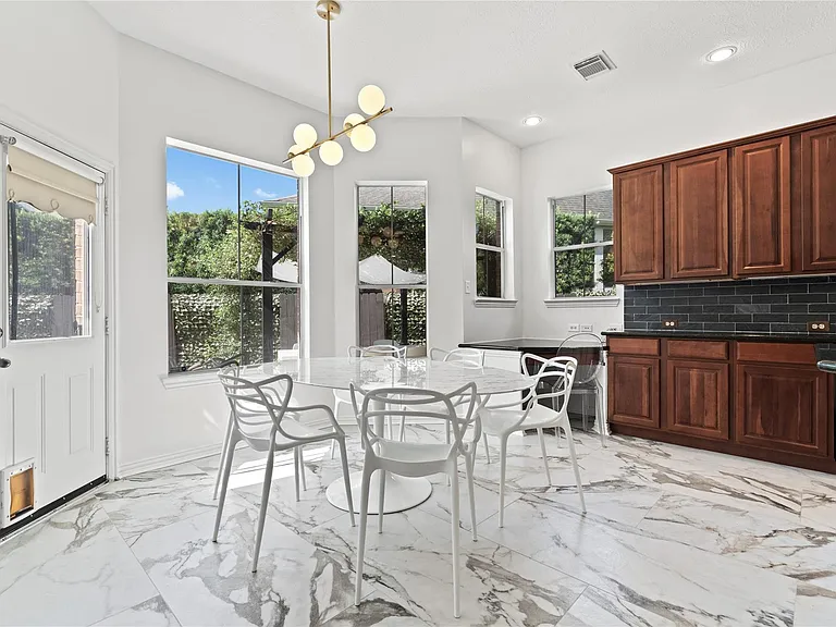 18 Degas Park Dr — Photo 20