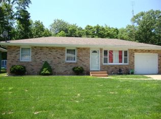 207 White Oak Dr, Michigan City, IN