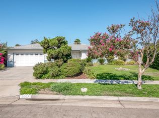 6557 N 4th St, Fresno, CA 93710