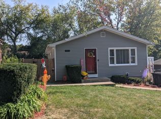 1112 Jackson Ave, Wauconda, IL