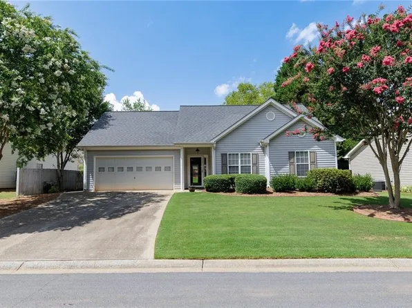 142 Carl Barrett Dr, Canton, GA 30115