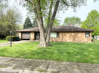 57 S Knollwood Ln, Kankakee, IL 60901