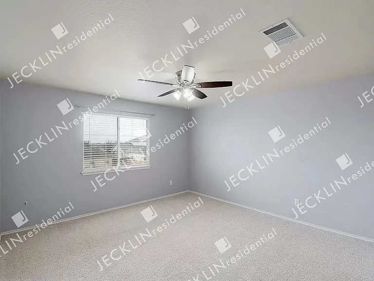 206 Mossy Rock Dr — Photo 21