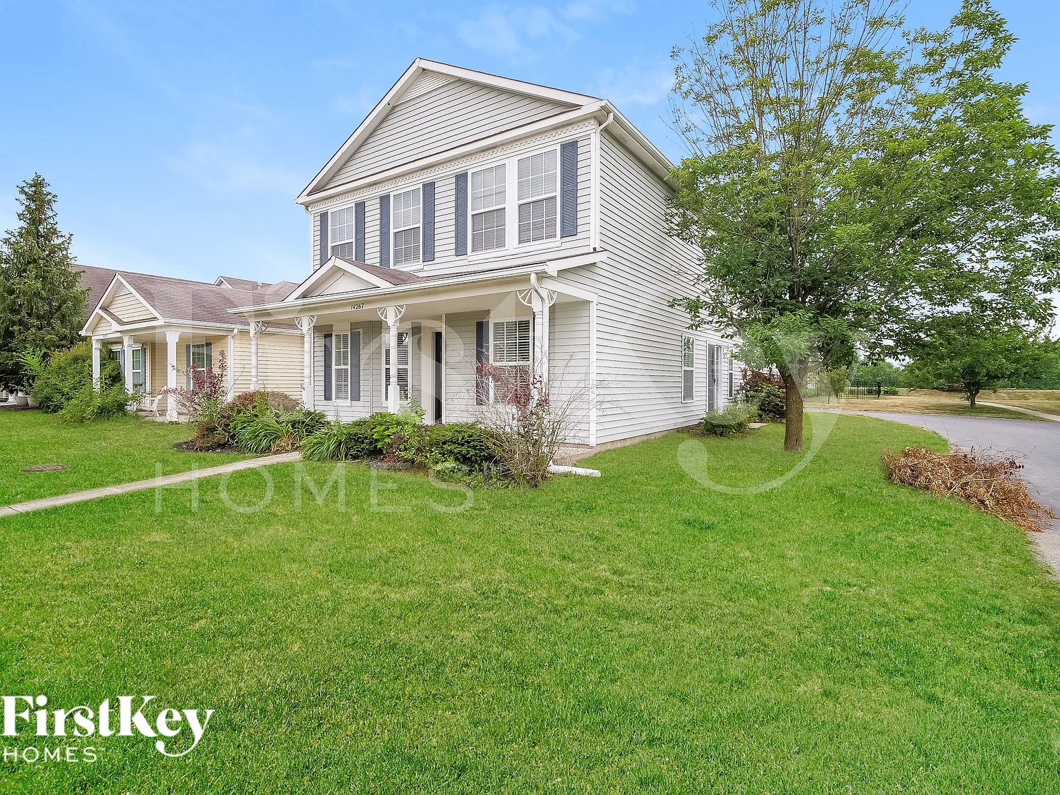 3 bed, 2.5 bath, 2563 sqft, $1,755 — Photo 3