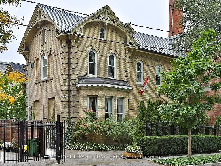4 Wellesley Pl — Photo 2