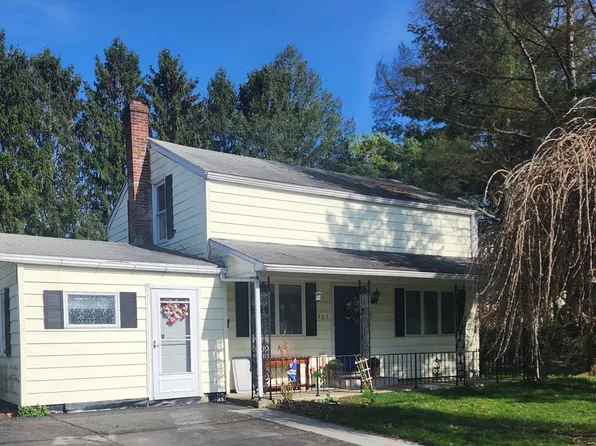 307 Division St, Horseheads, NY 14845