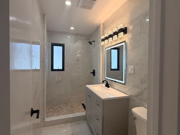 15520 Killarney St Floor 2, Howard Beach, NY 11414