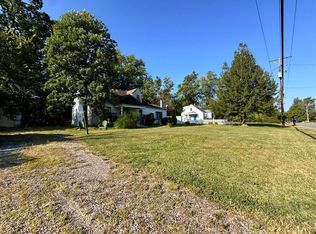 10306 Easum Rd, Louisville, KY 40299