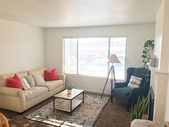 4th image of 921 E Creekhill Ln APT 10