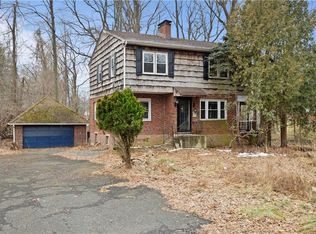 446 W Clarkstown Rd, New City, NY 10956